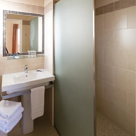Miramar Hotel