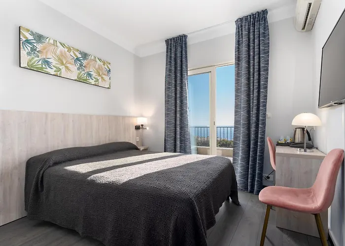 فندق ميرامار 3*